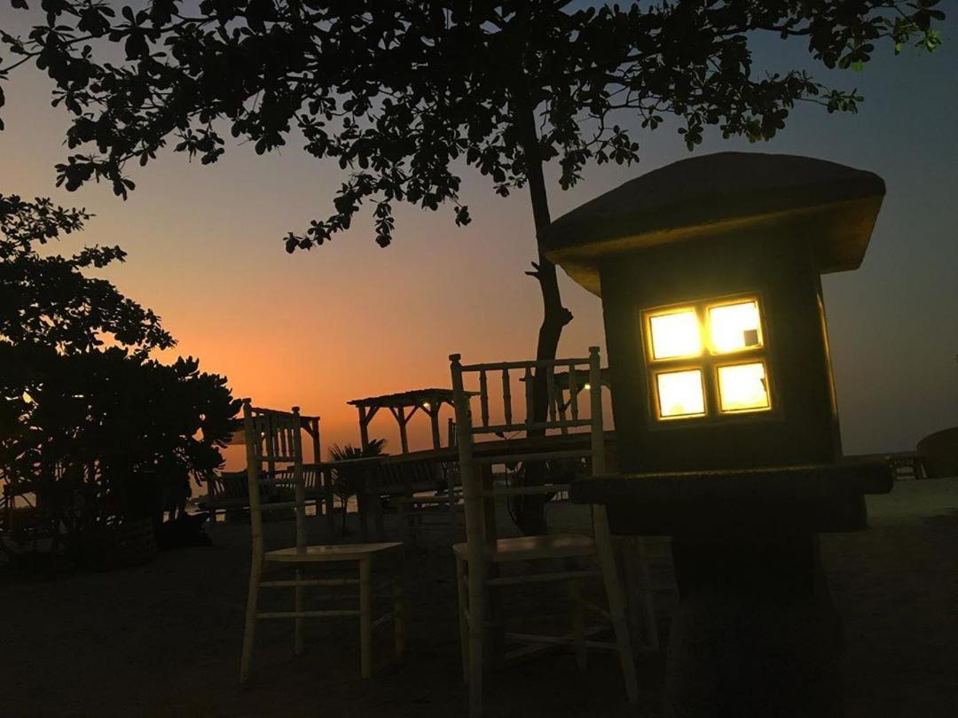 Puri Air Beach Resort & Spa Gili Air Exterior photo